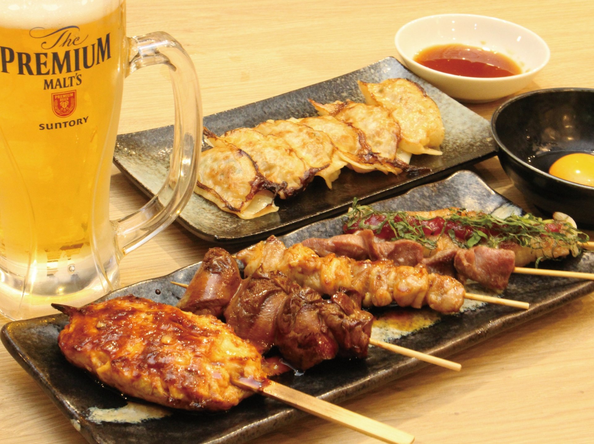 旨い餃子と焼鳥を堪能！