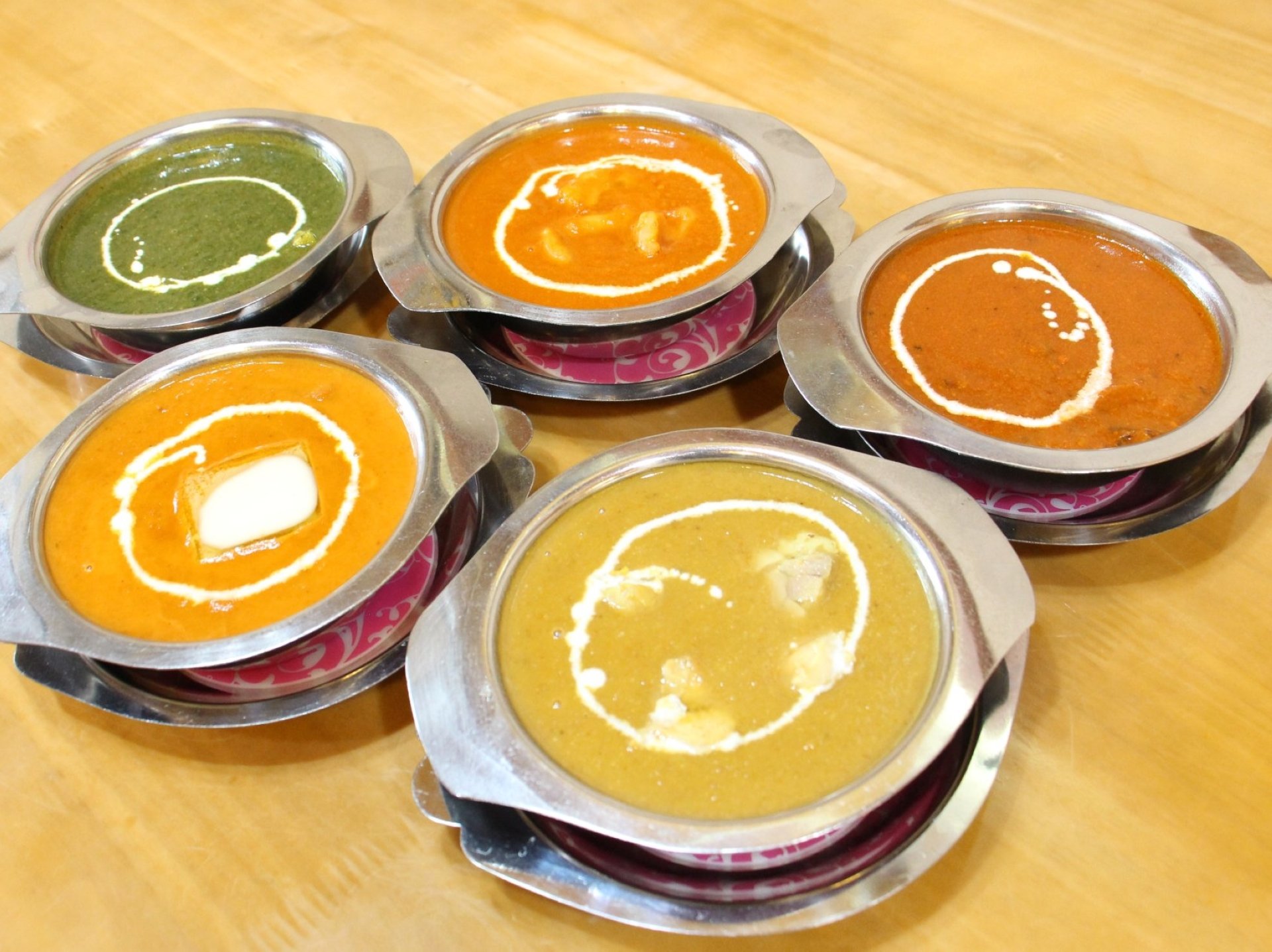 種類豊富なインドカレー