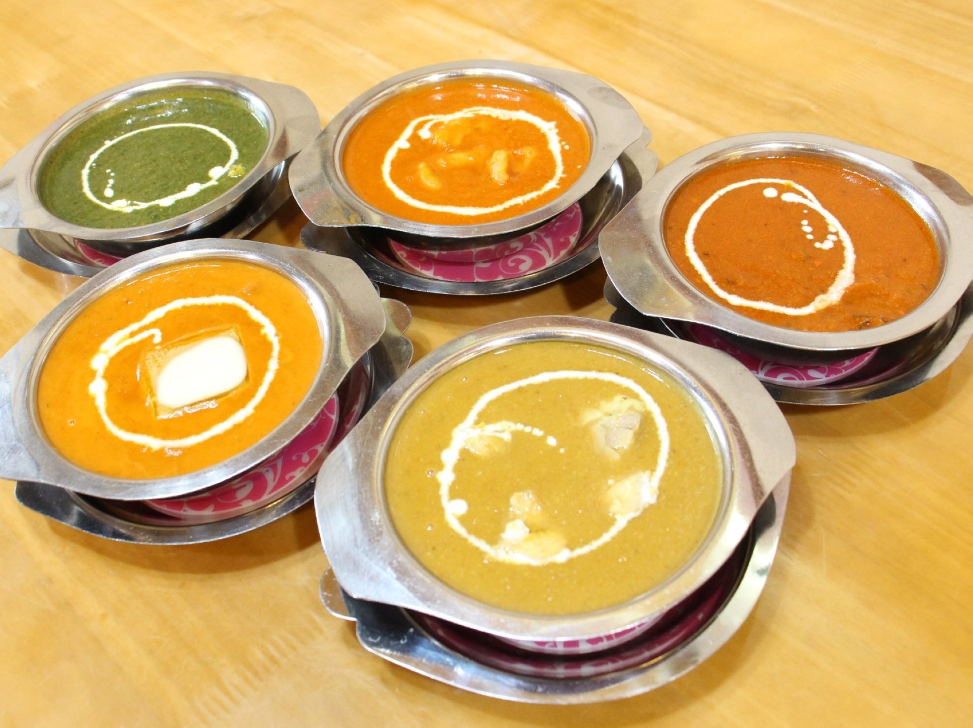 種類豊富なインドカレー