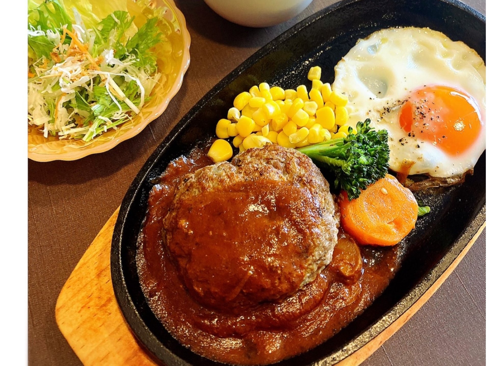 ハンバーグプレート
