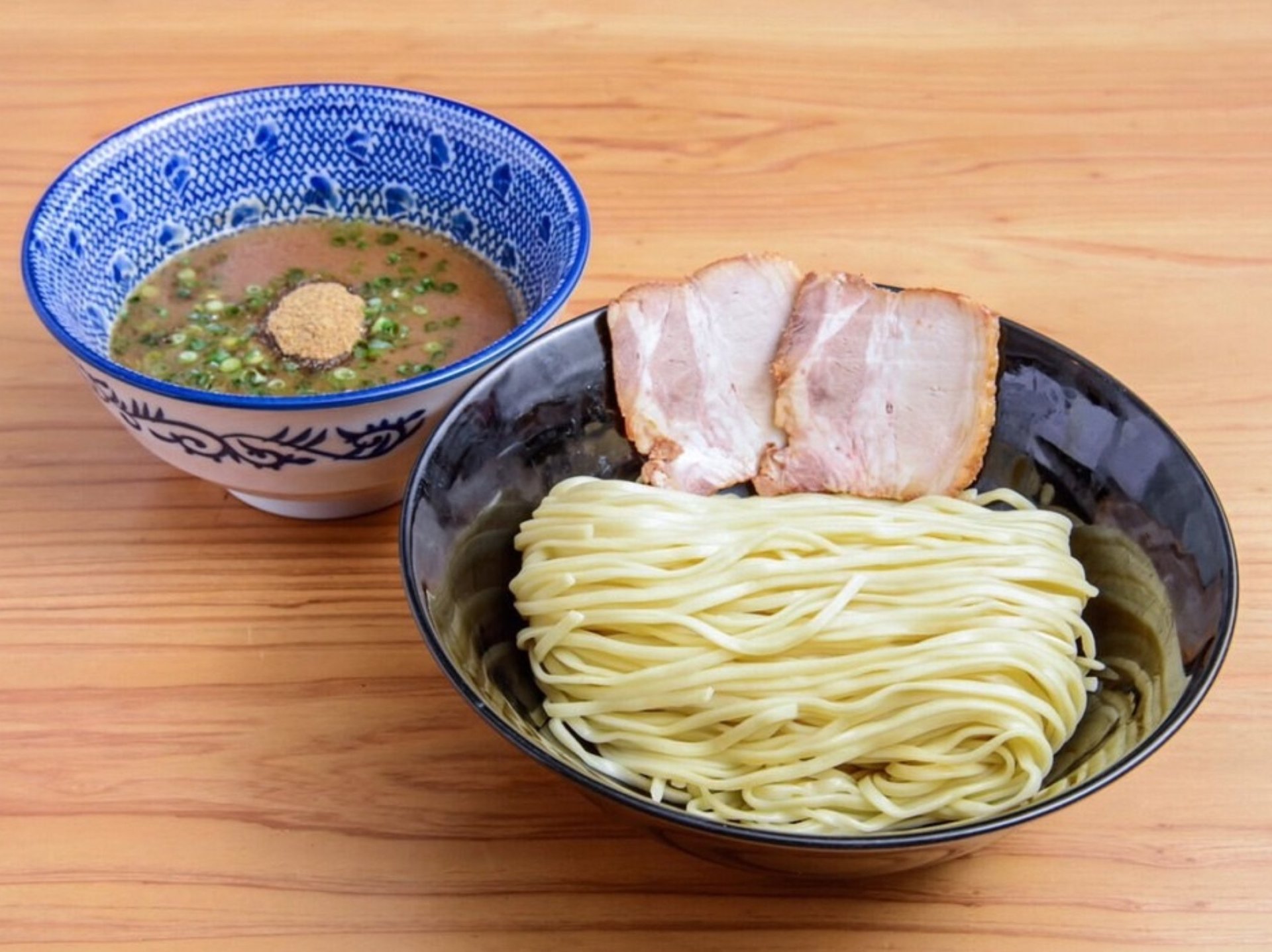 【特製つけ麺　1,250円】
