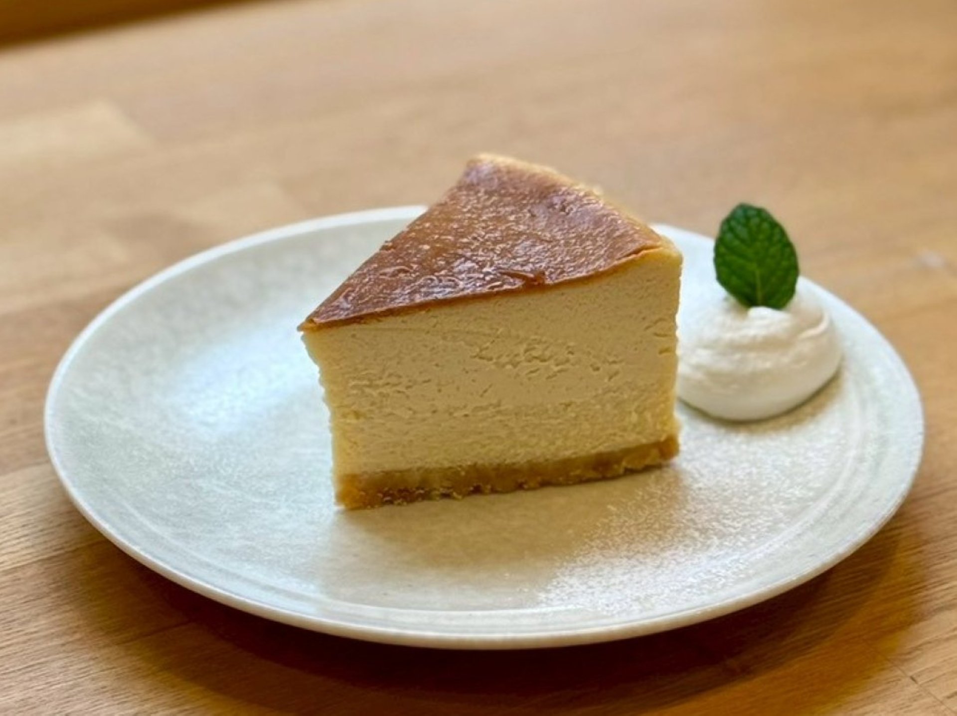 濃厚なベイクドチーズケーキ