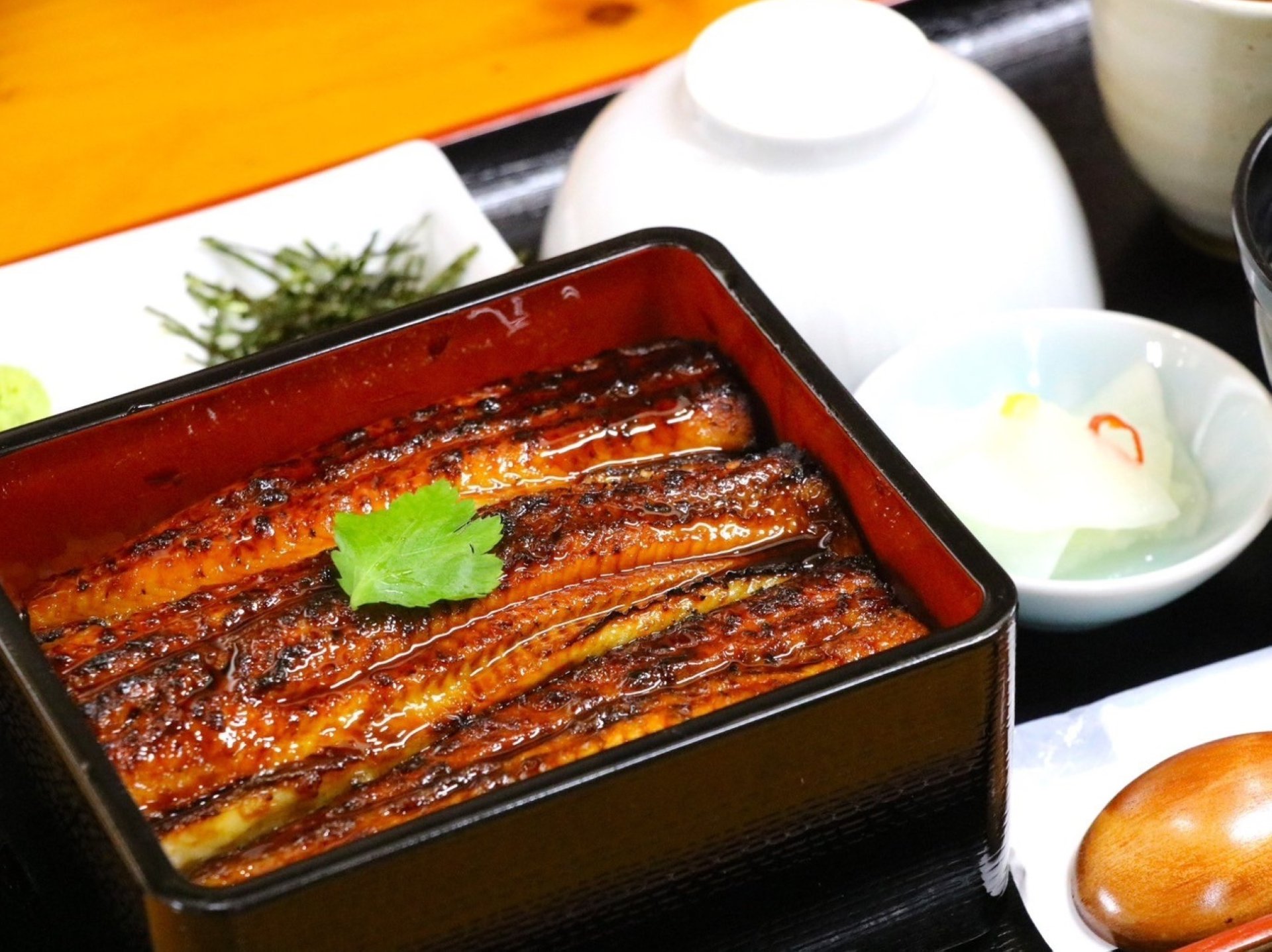 うな重上　¥2,400(3/4尾)