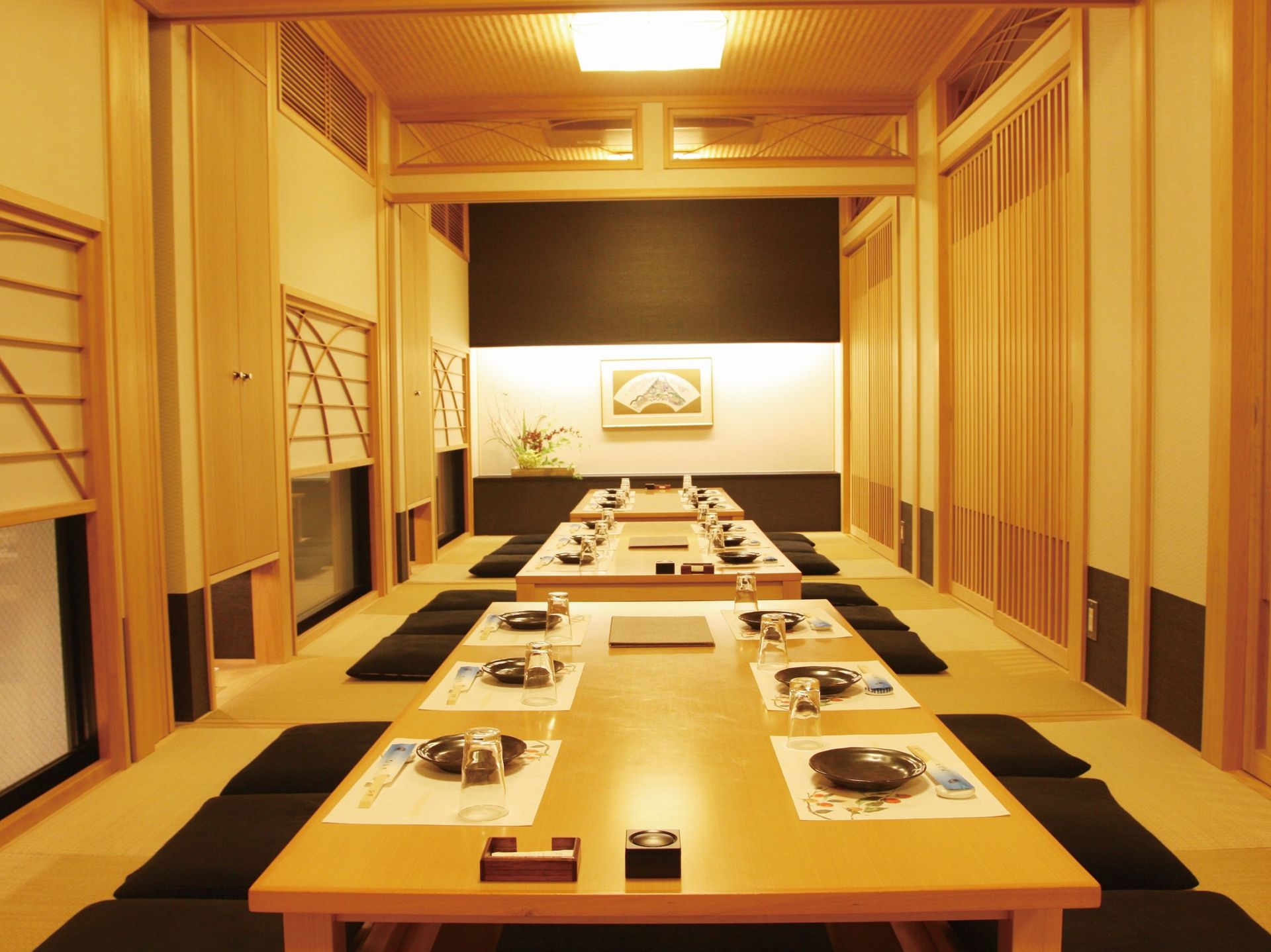 掘りこたつの個室。宴会なら34名まで！2名~ご利用頂けます。！