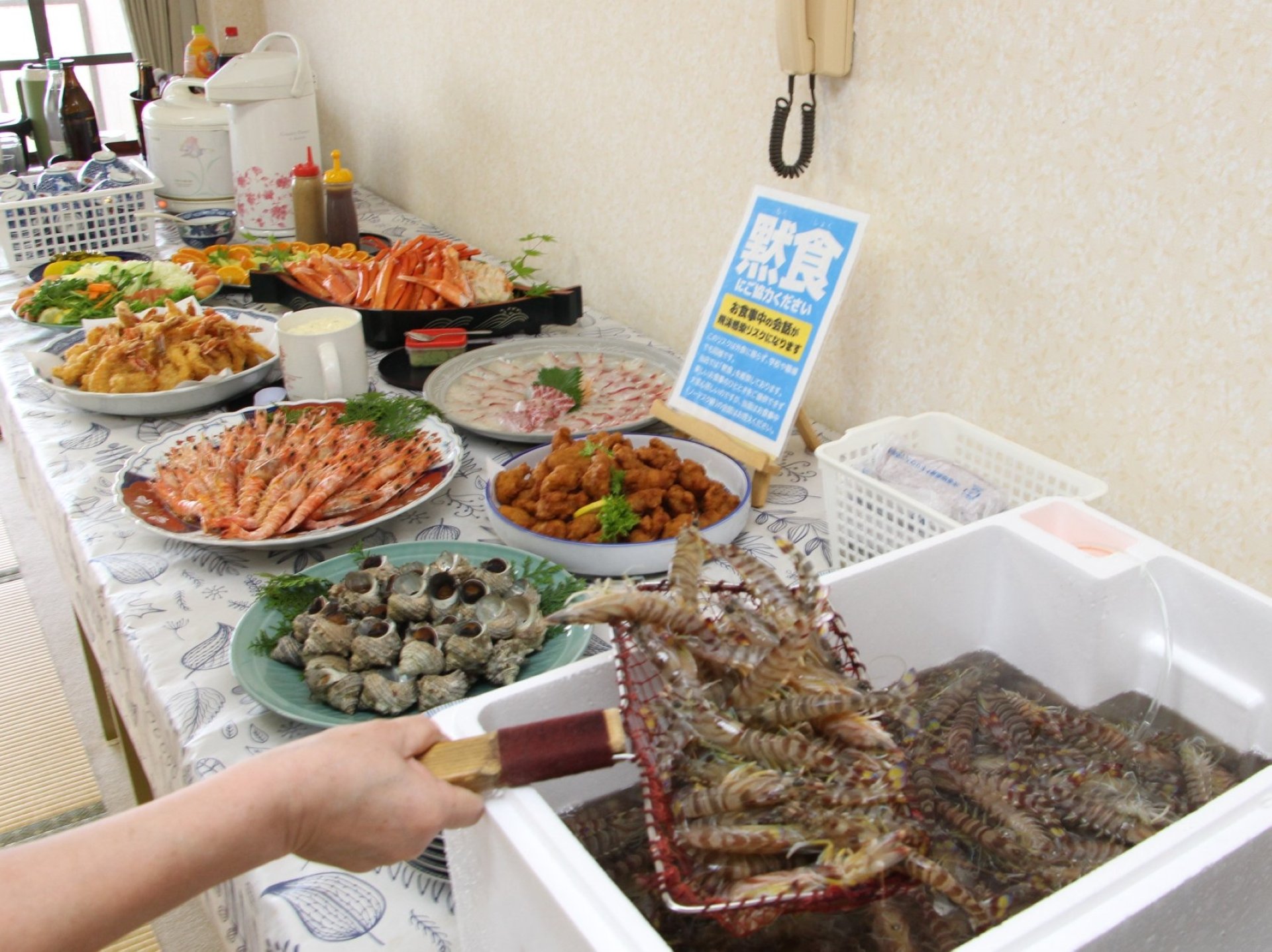 [車海老]食べ飲み放題は火・土・日曜の18:00～20:00