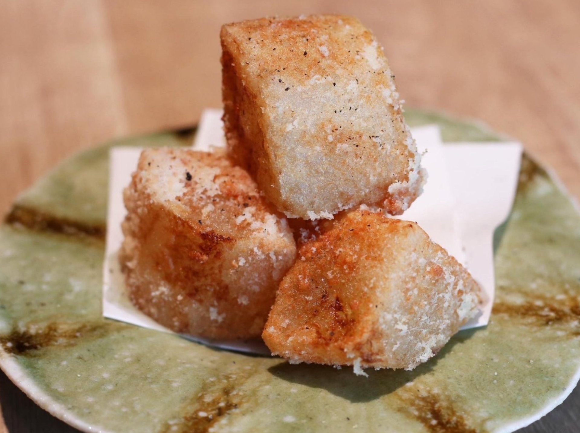 ジュワッと染み出る旨味「大根の唐揚げ」