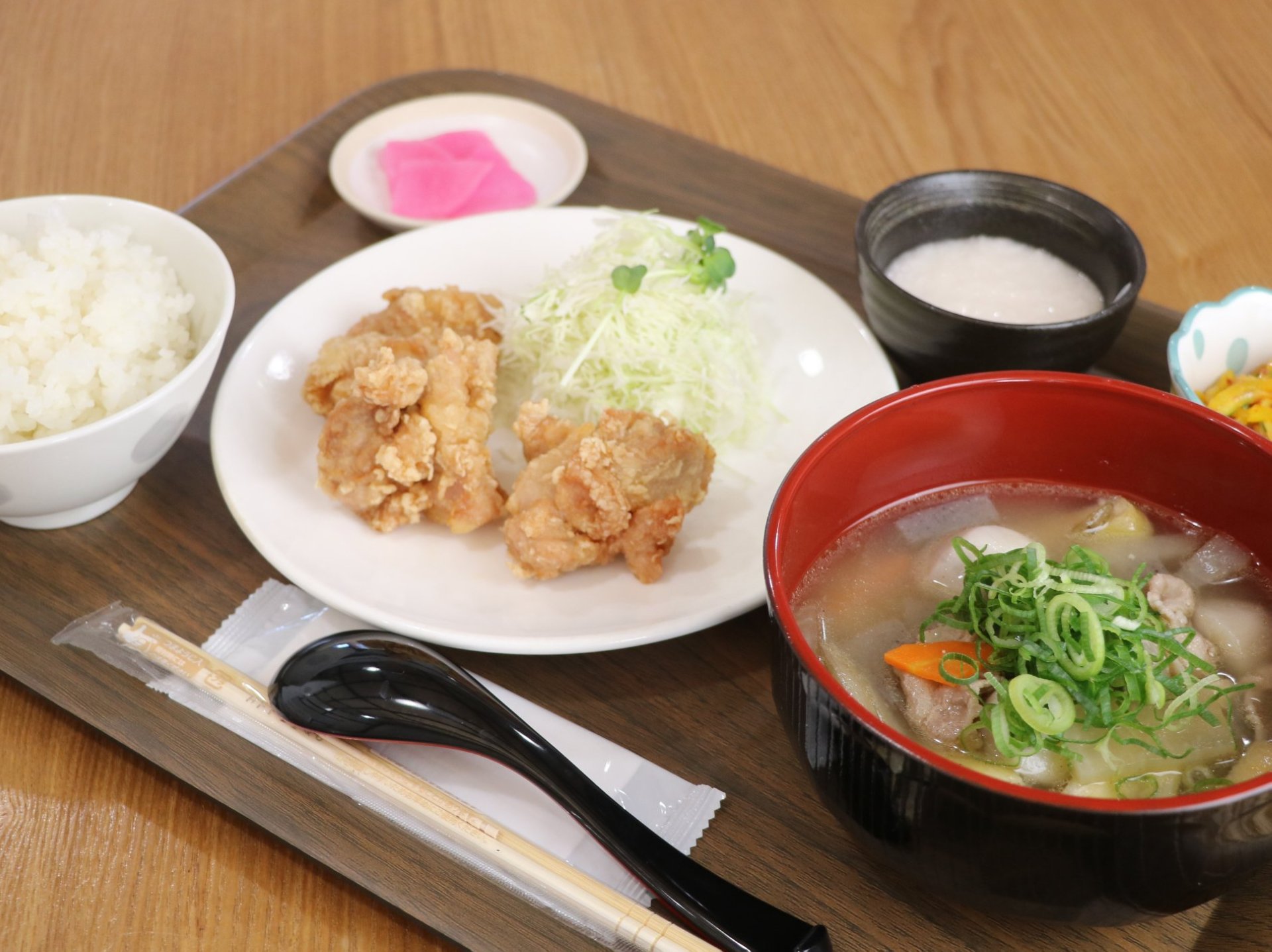 ■豚汁定食（980円）