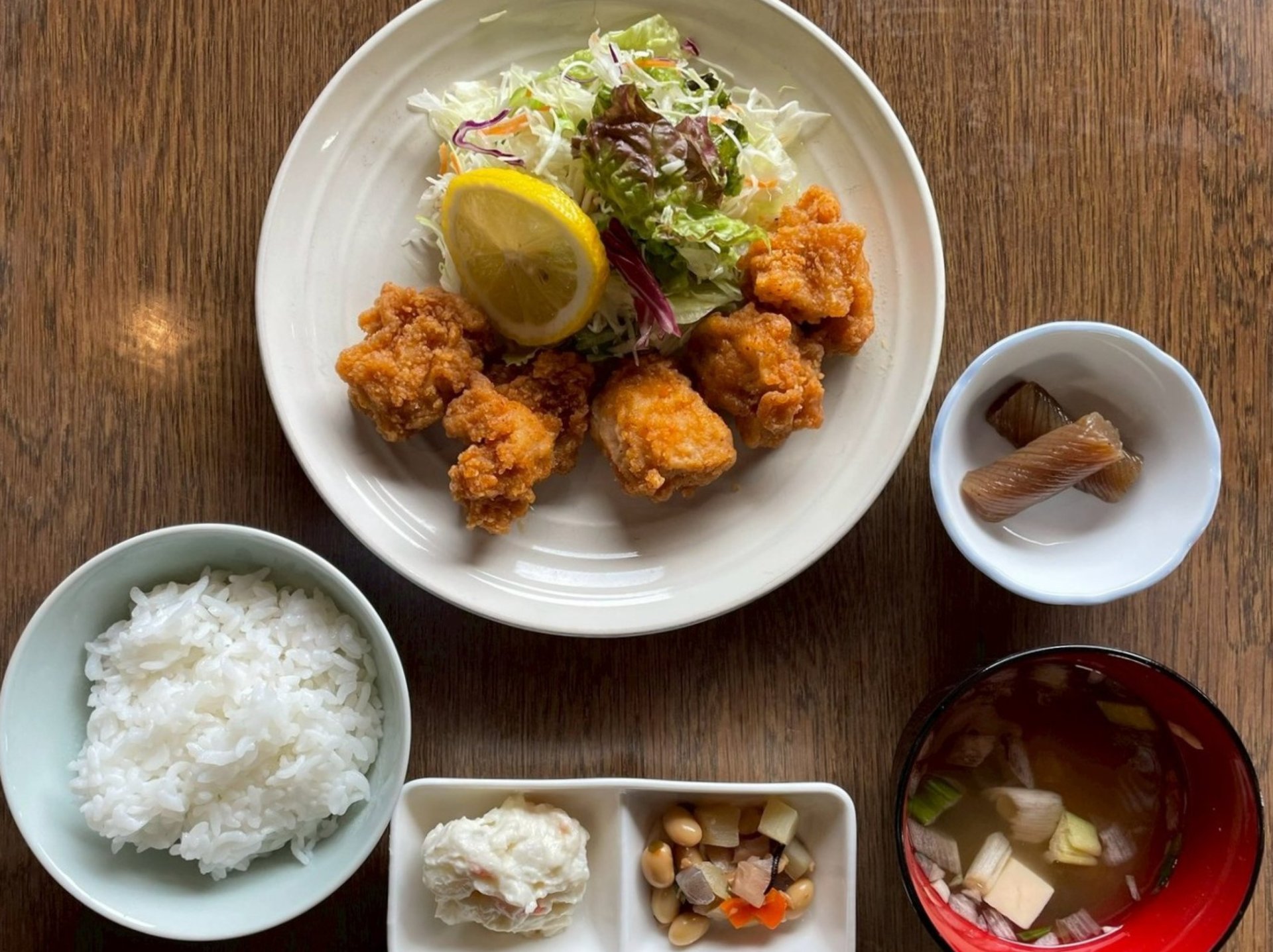 から揚げランチ 900円