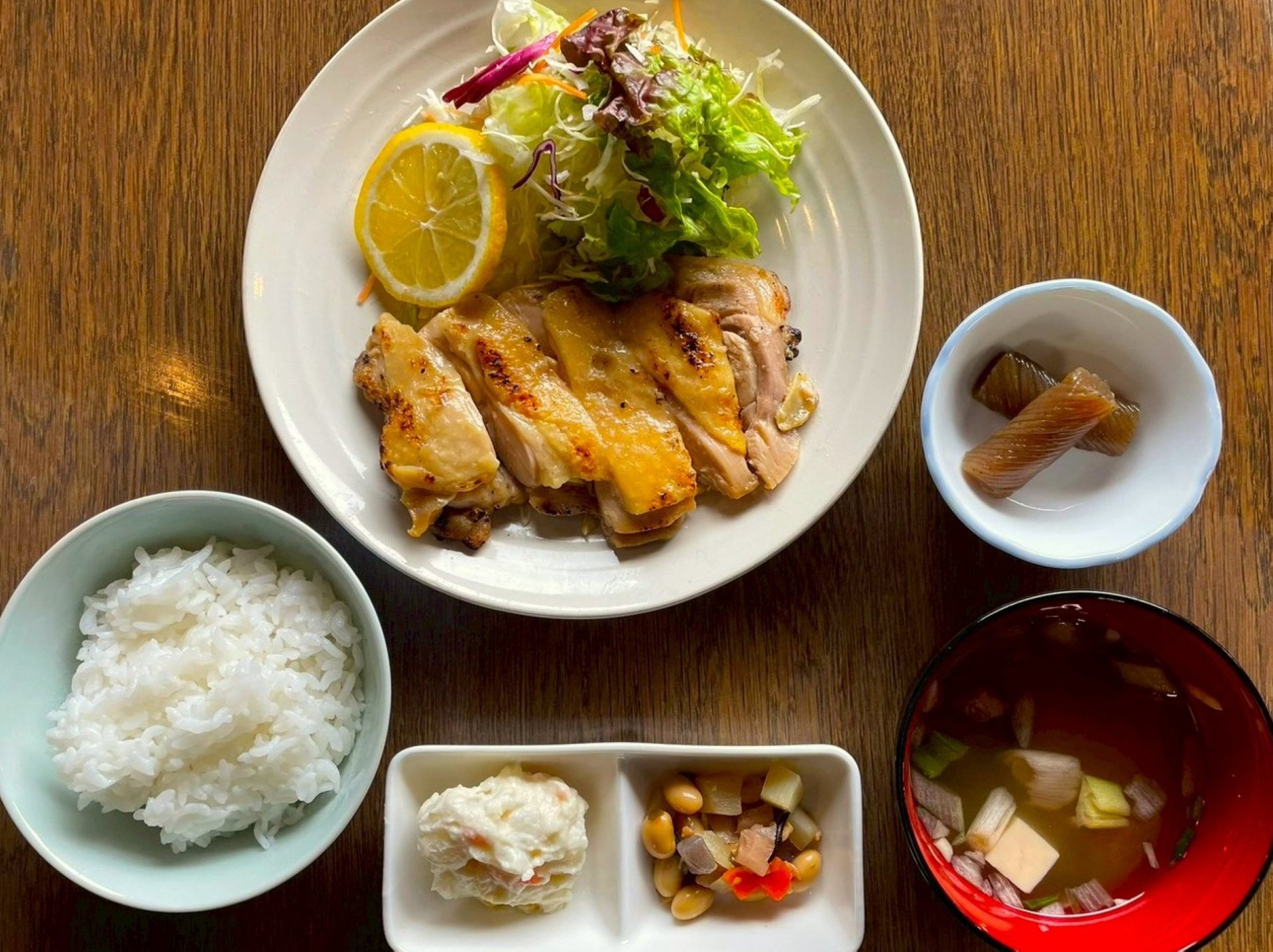 チキンステーキランチプレート 1,100円