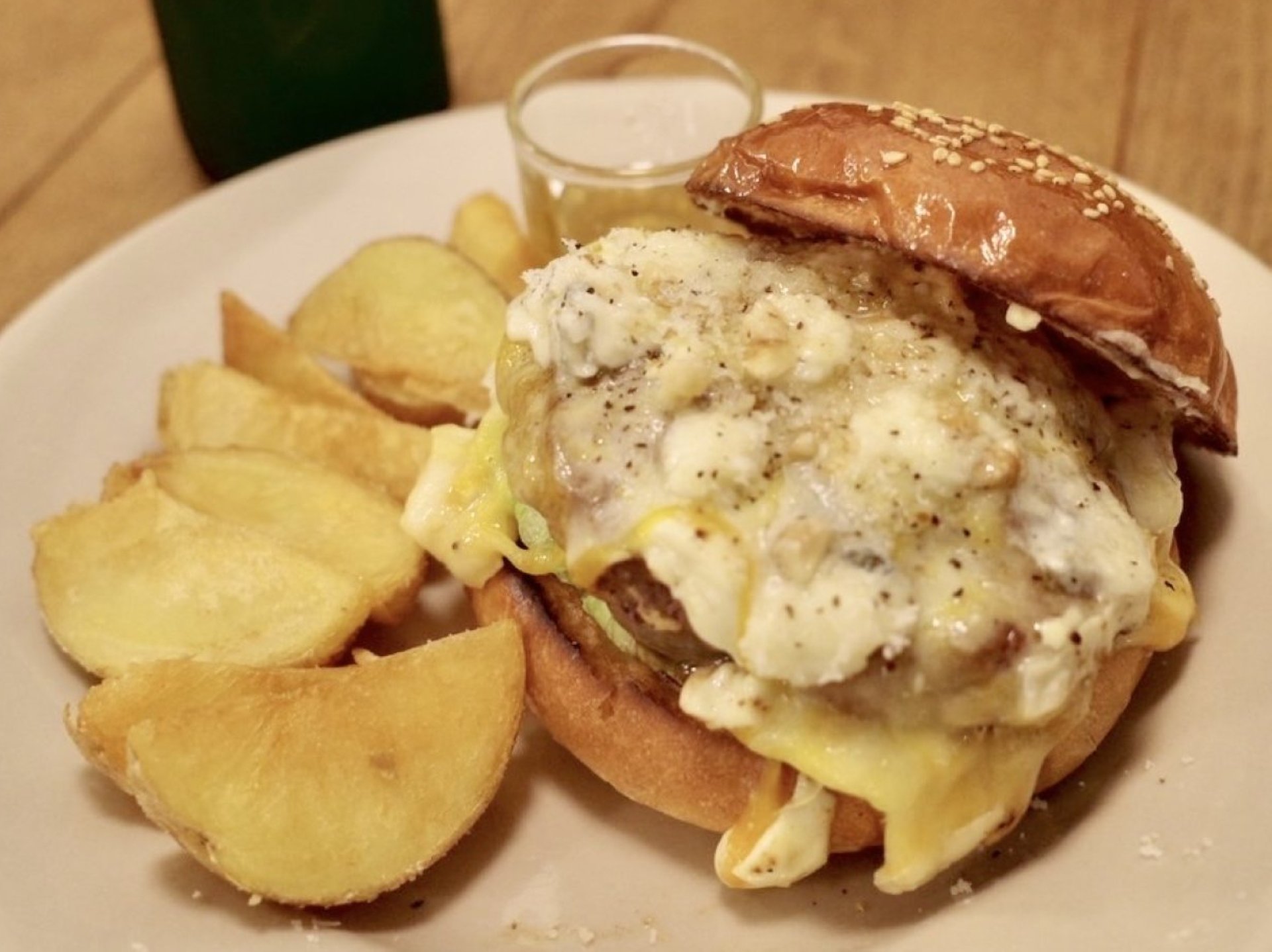 【5種のチーズバーガー】