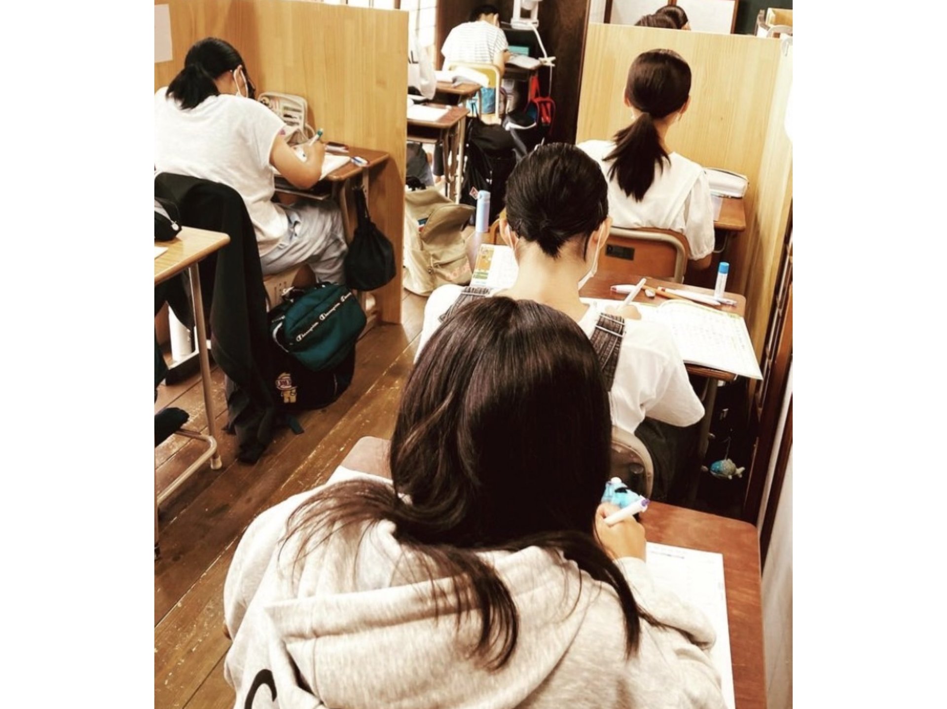 いつでも無料で自習席利用OK！毎日利用できます！