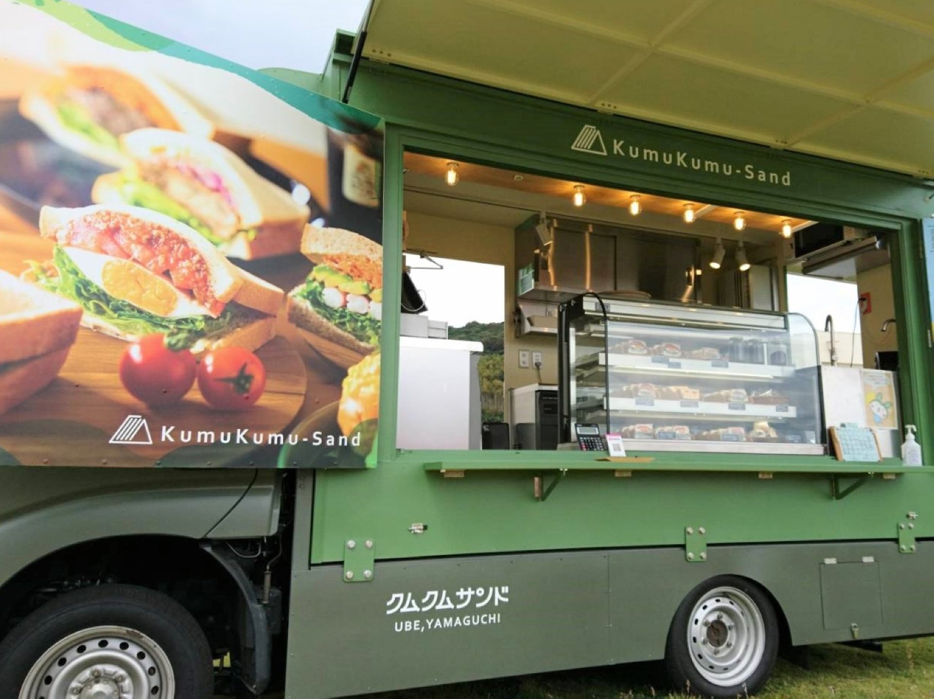 週末はキッチンカーでイベント出店中！最新情報はInstagramにて