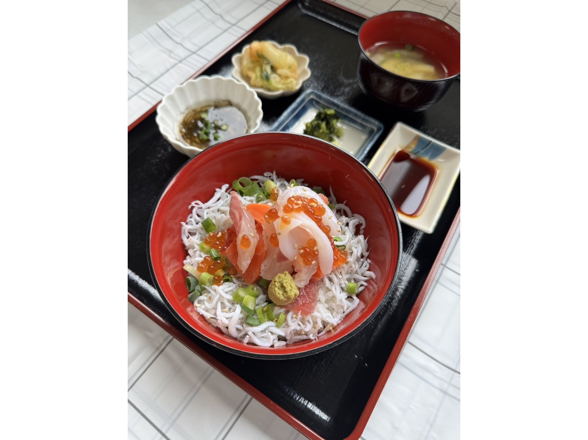 まかない丼定食