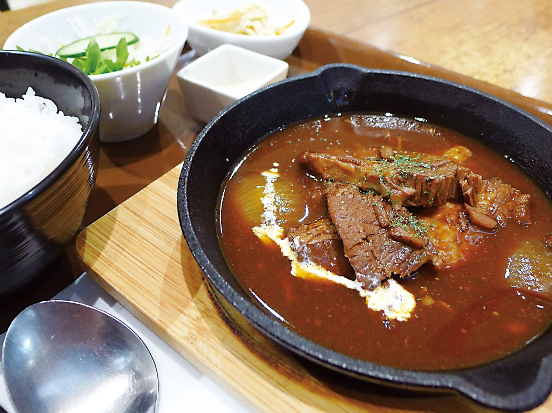 ミニビーフシチューのランチ1,180円