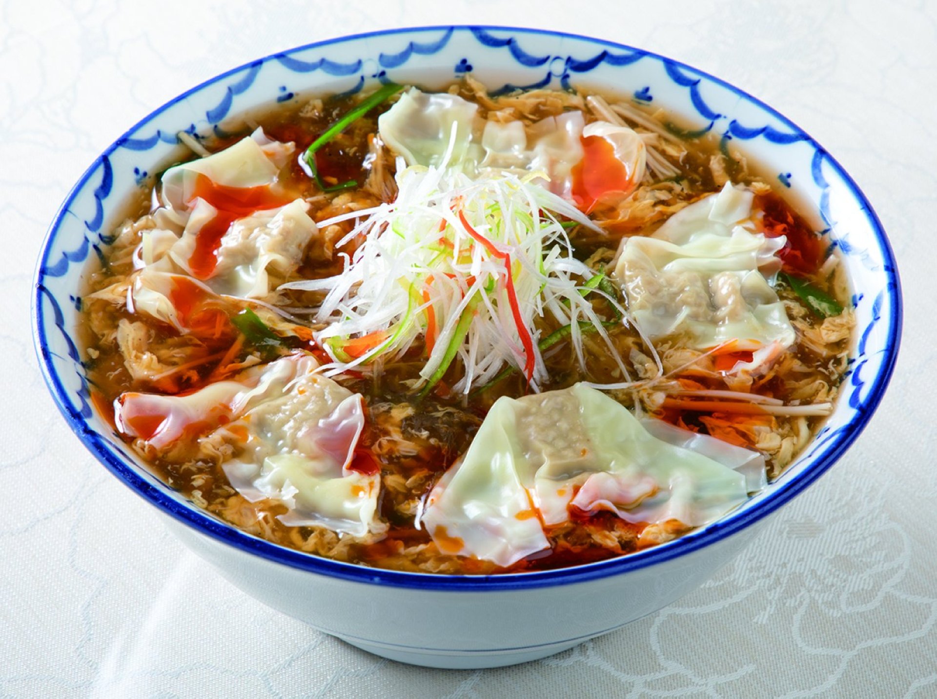 黒酢サンラーワンタンメン 1,320円