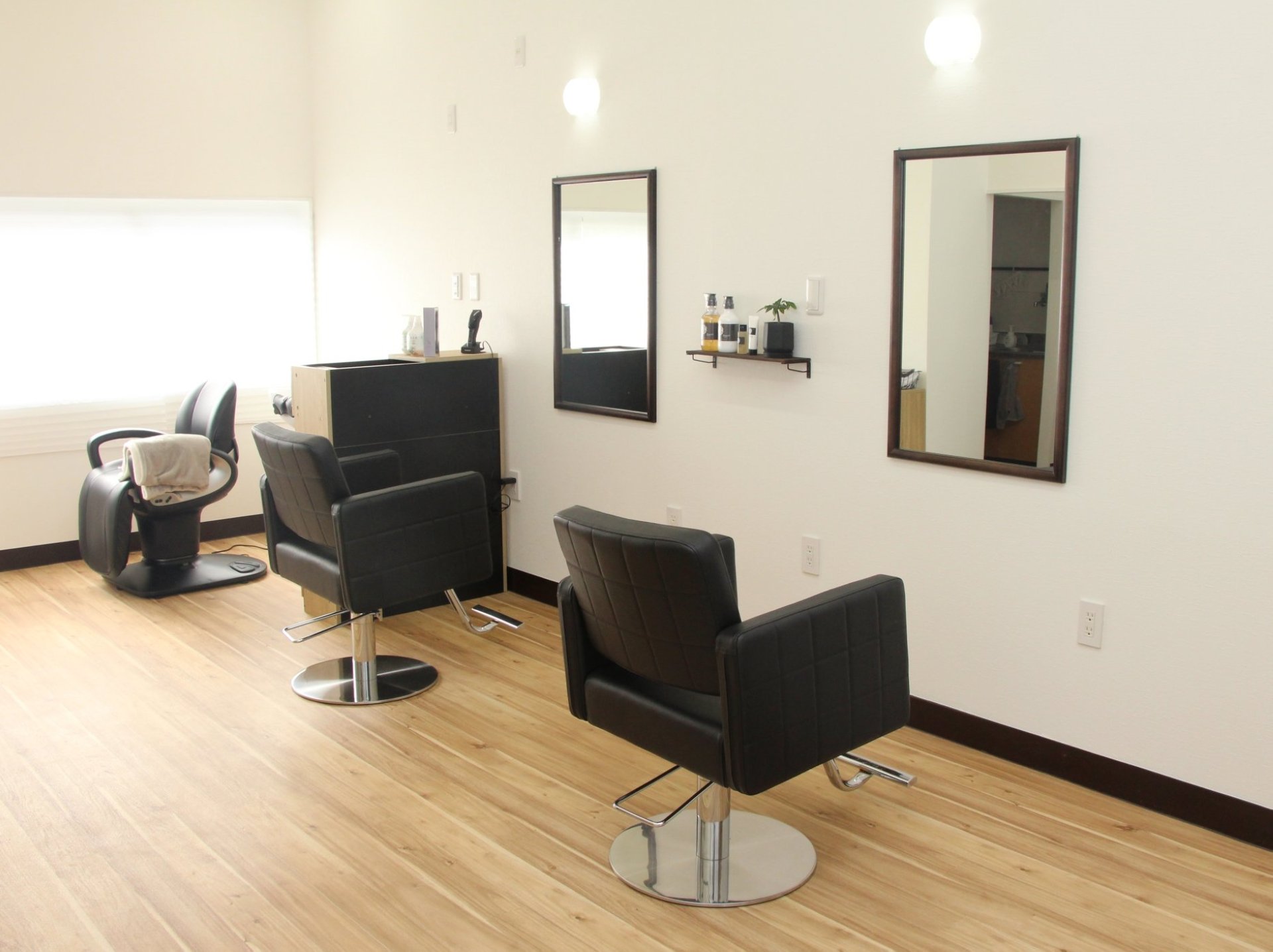 完全貸切プライベートsalon～グレイ世代・ミドル世代におすすめ～