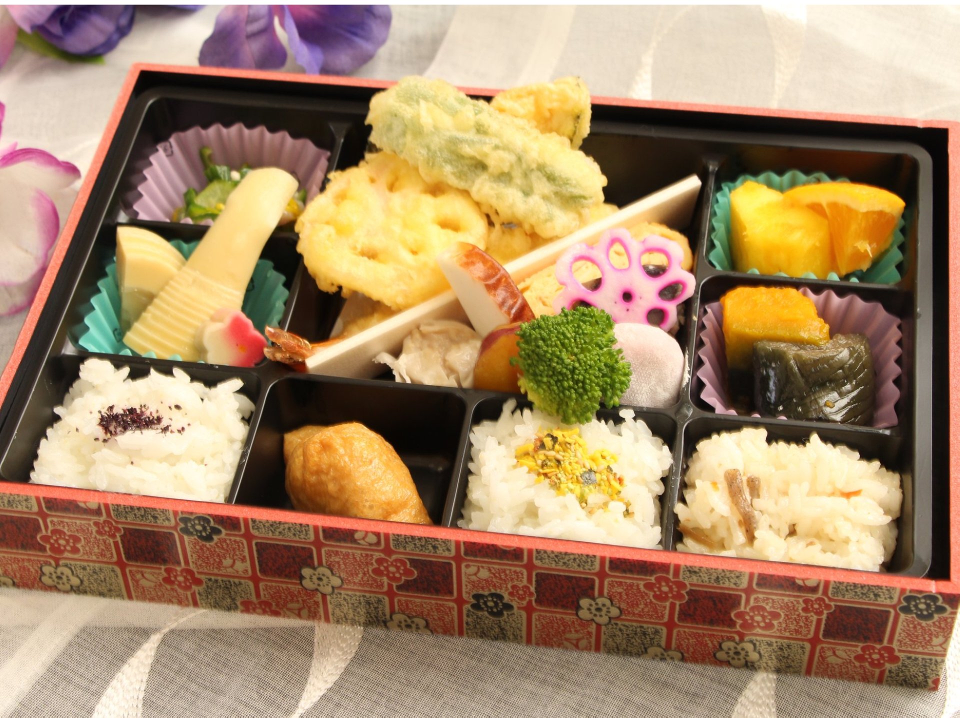 ■《人気》かねこ特製弁当1,700円