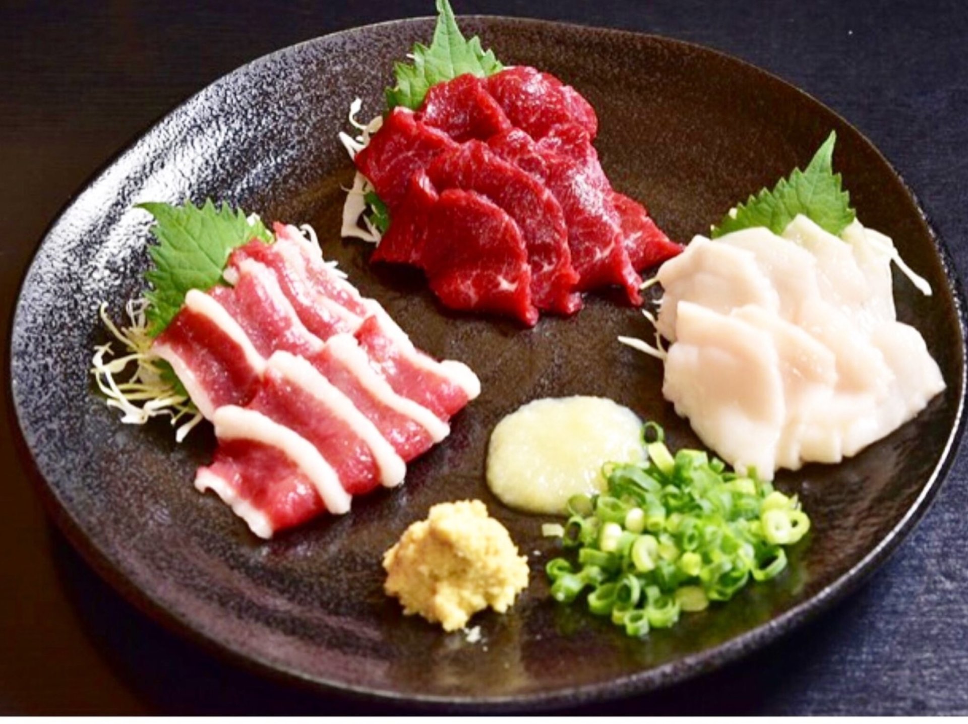 おすすめの馬刺し　※仕入れができない場合有