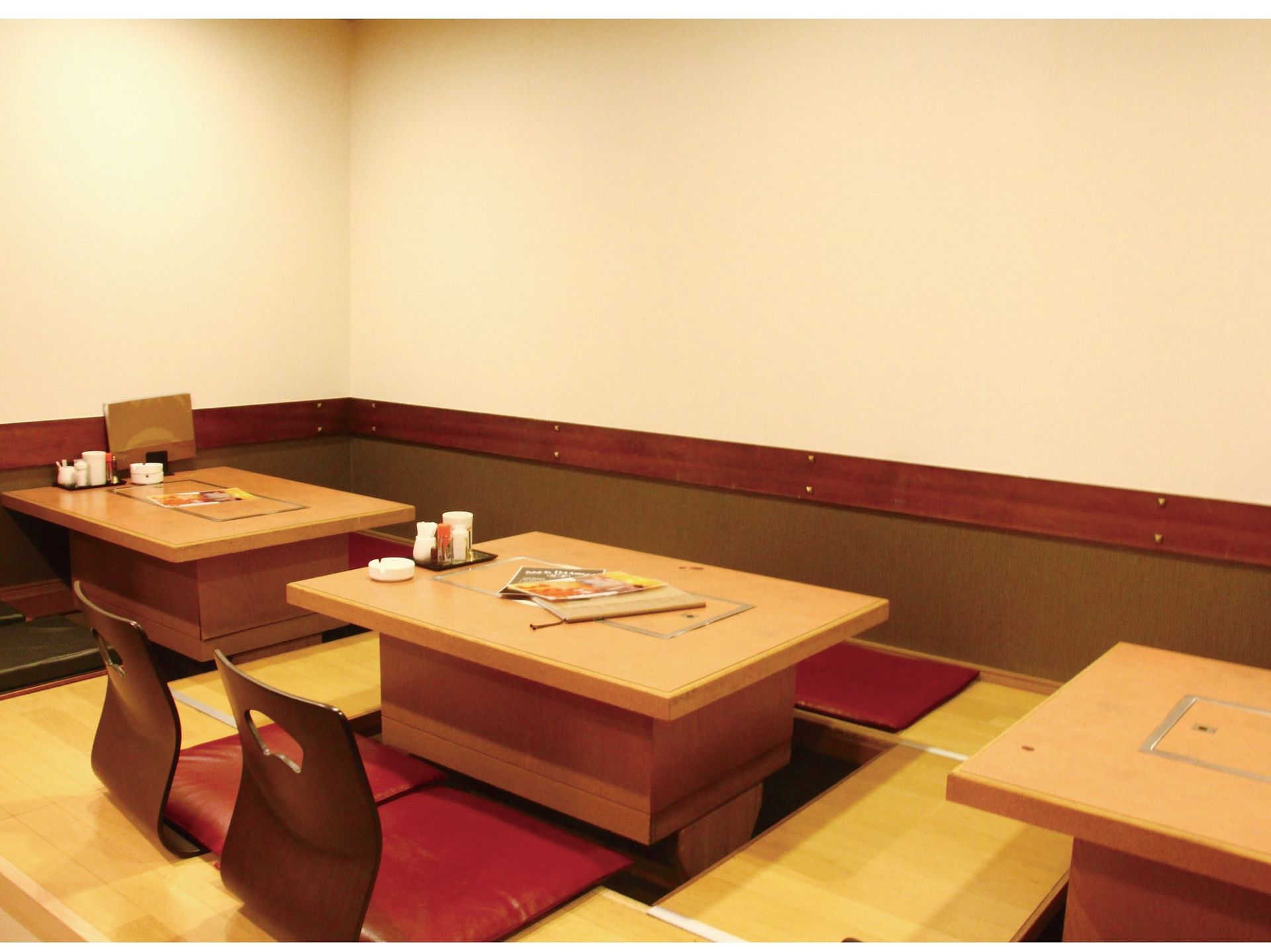 店内奥のほりごたつ席でゆったり