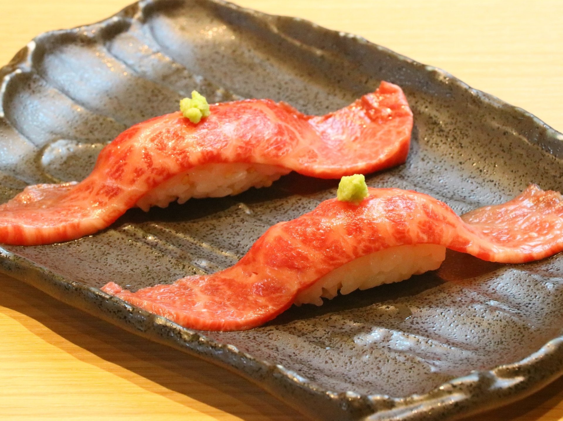 A4ランク とろける肉寿司 一貫549円