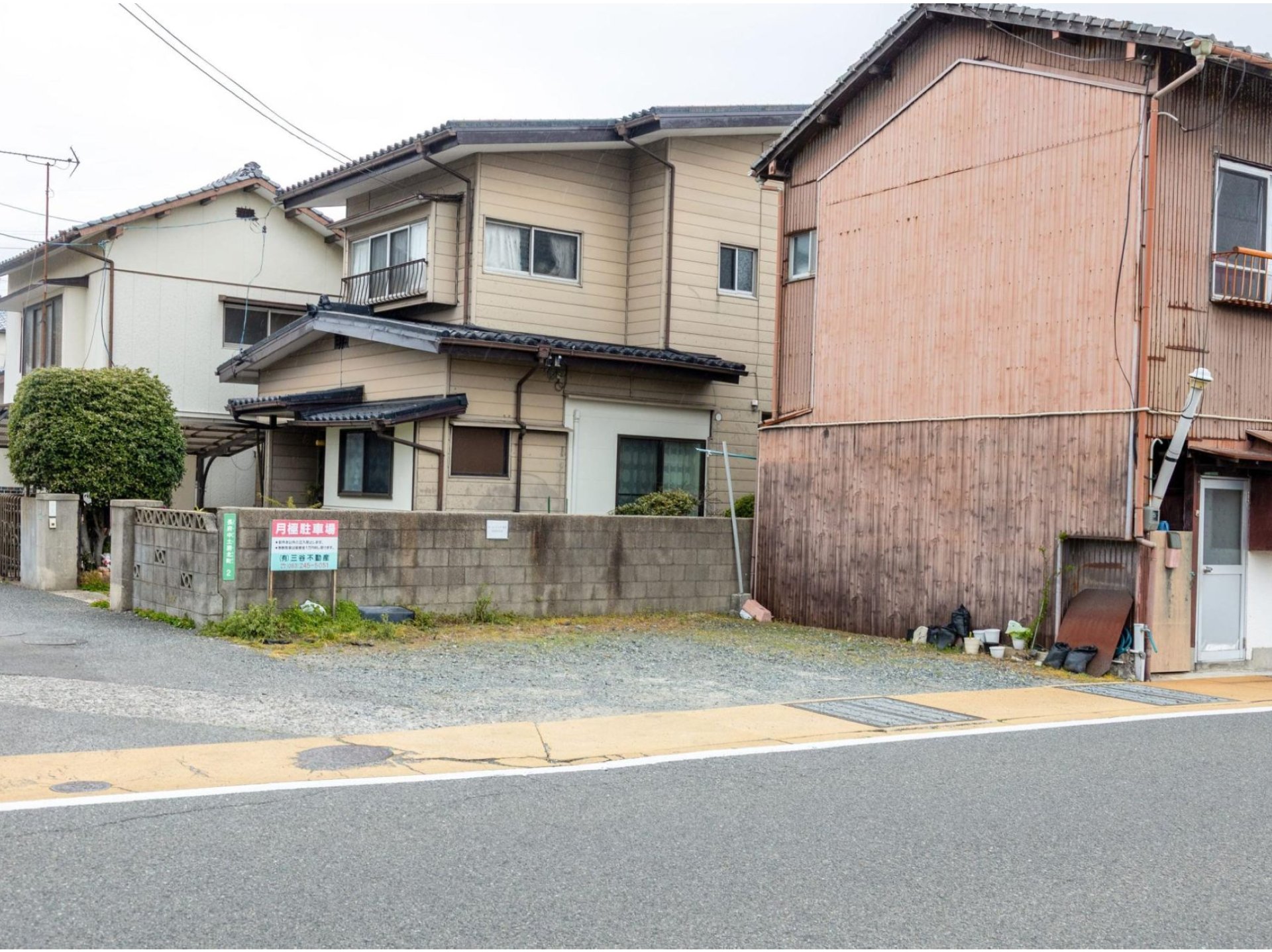 駐車場もご用意しております