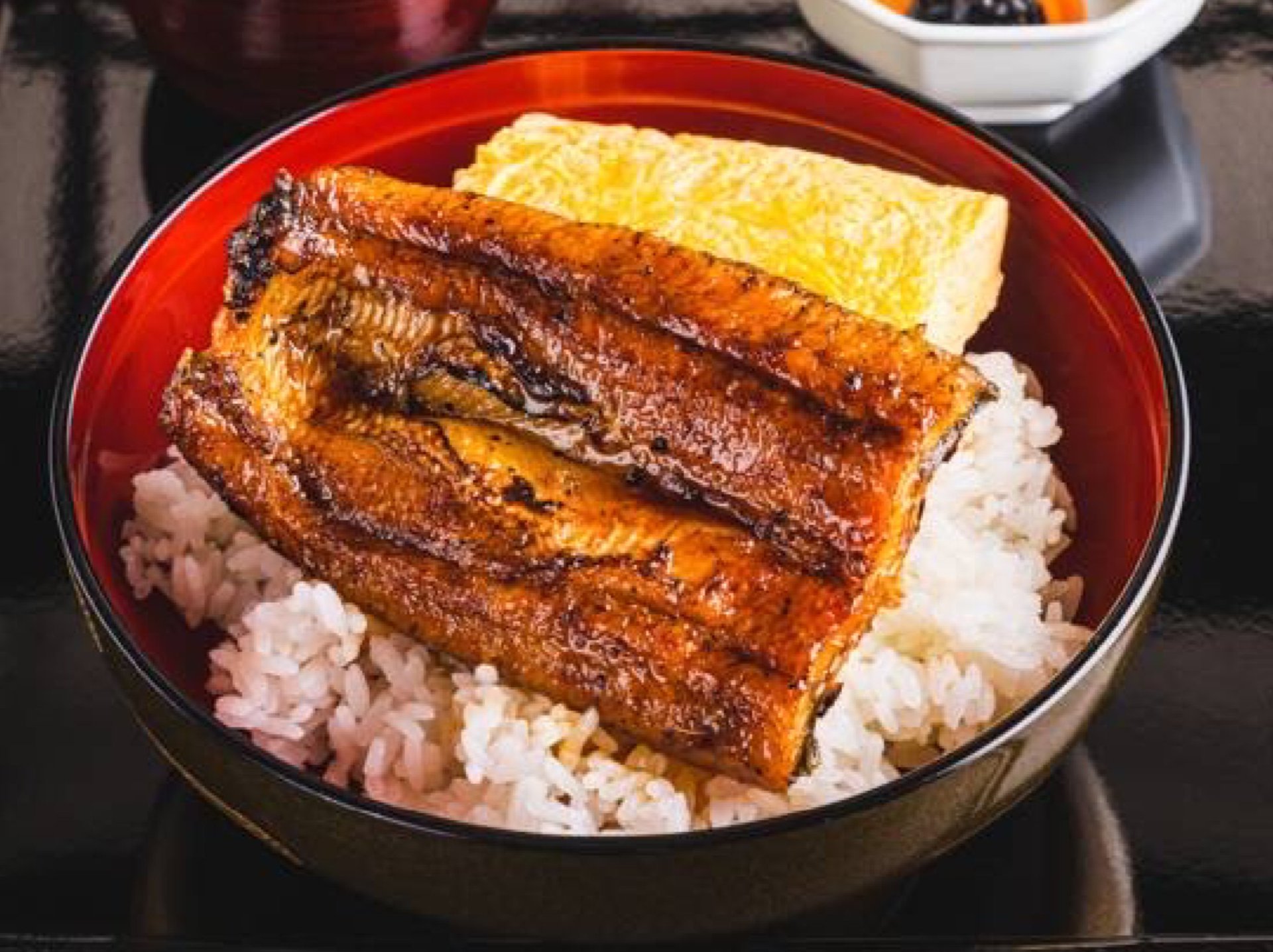 うな玉丼（半身）¥2,700