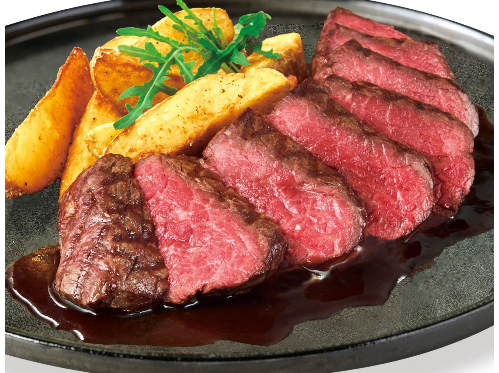 黒毛和牛のグリル～赤ワインソース～　3,960円