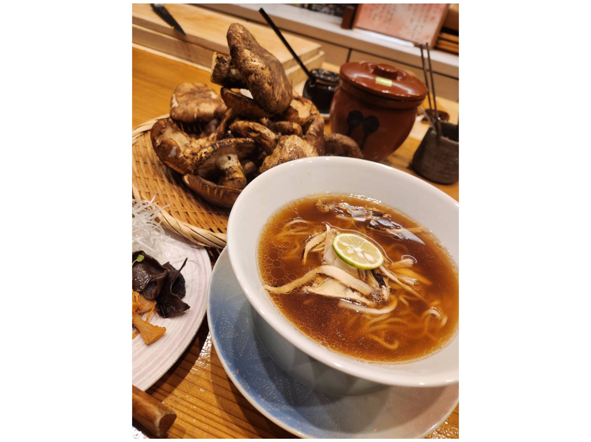 【金曜・土曜22時～限定】旬のラーメン