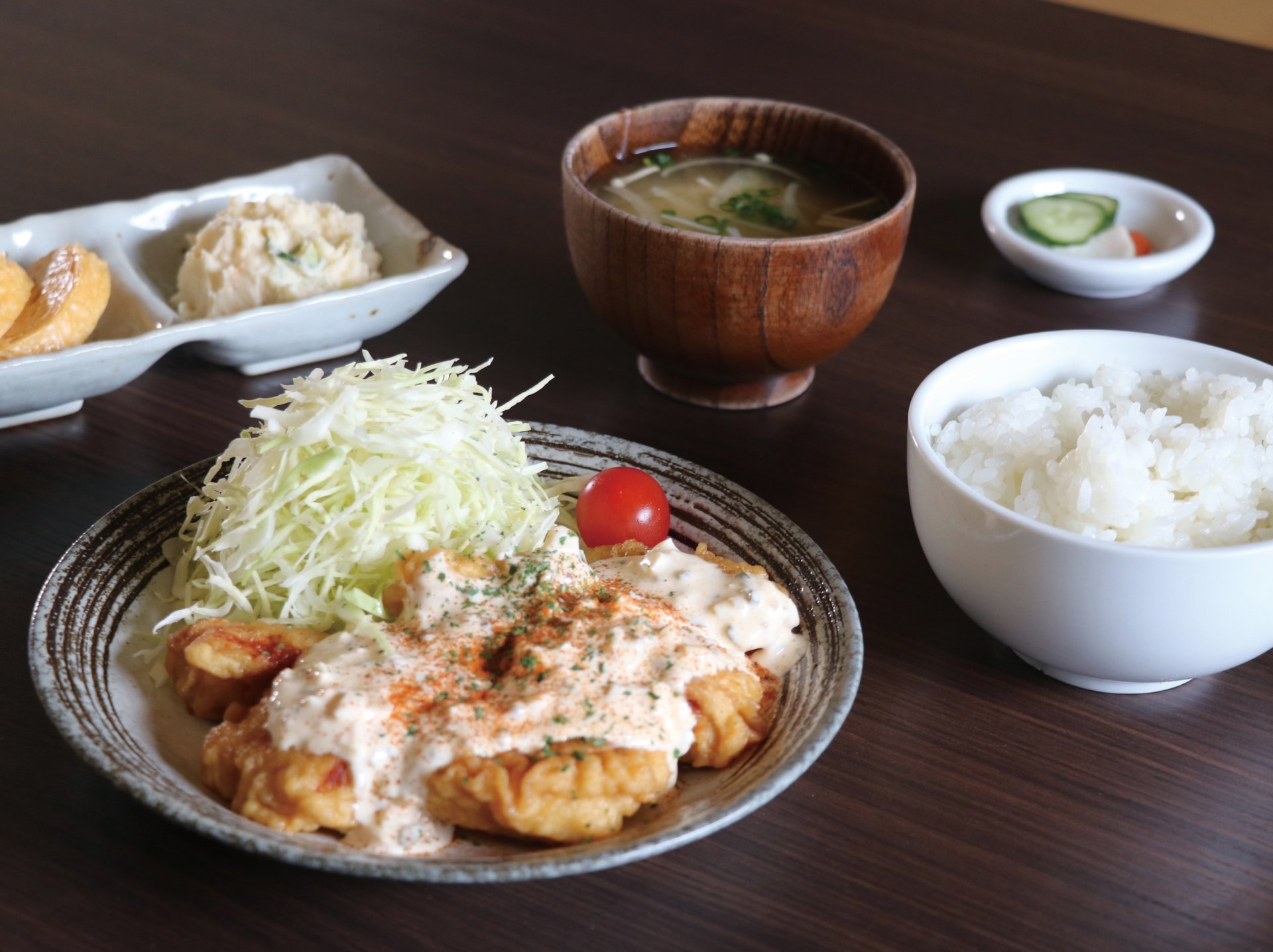 人気！チキン南蛮定食980円