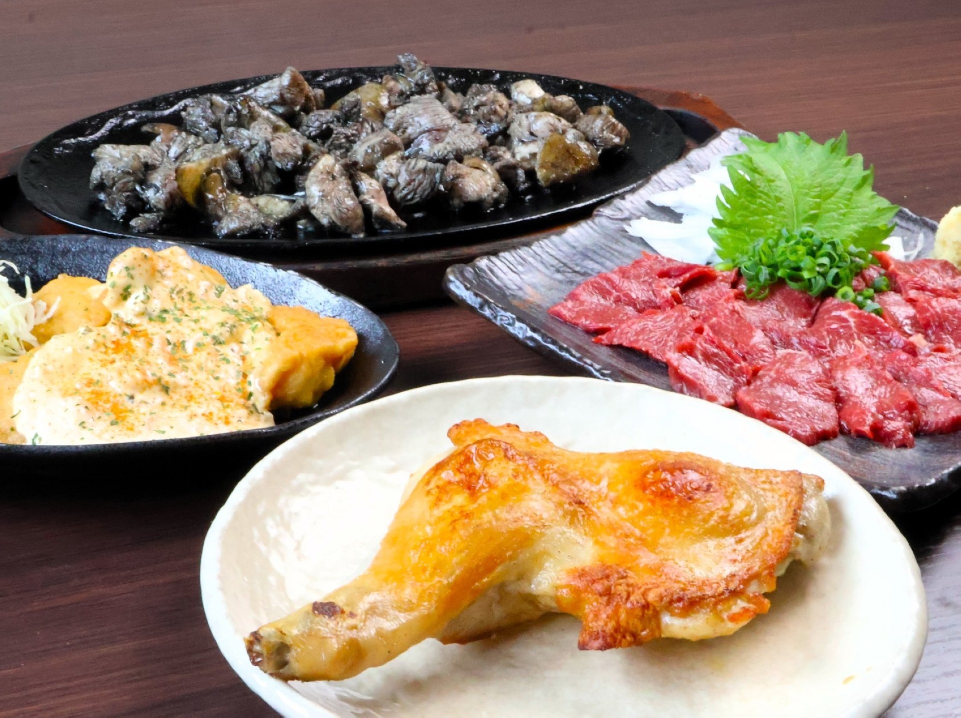 九州・山口の厳選した鶏を仕入れる鶏居酒屋