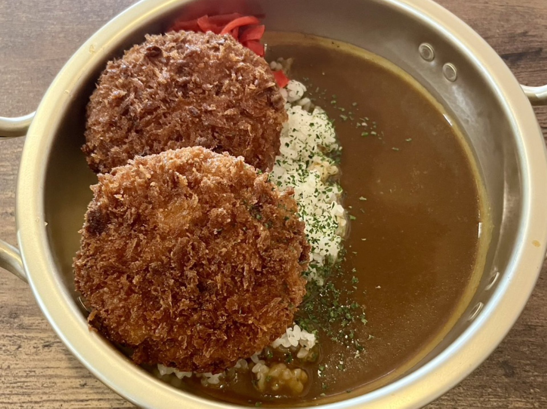 ★定番カレー1,100円(お好きなトッピング1種付き)