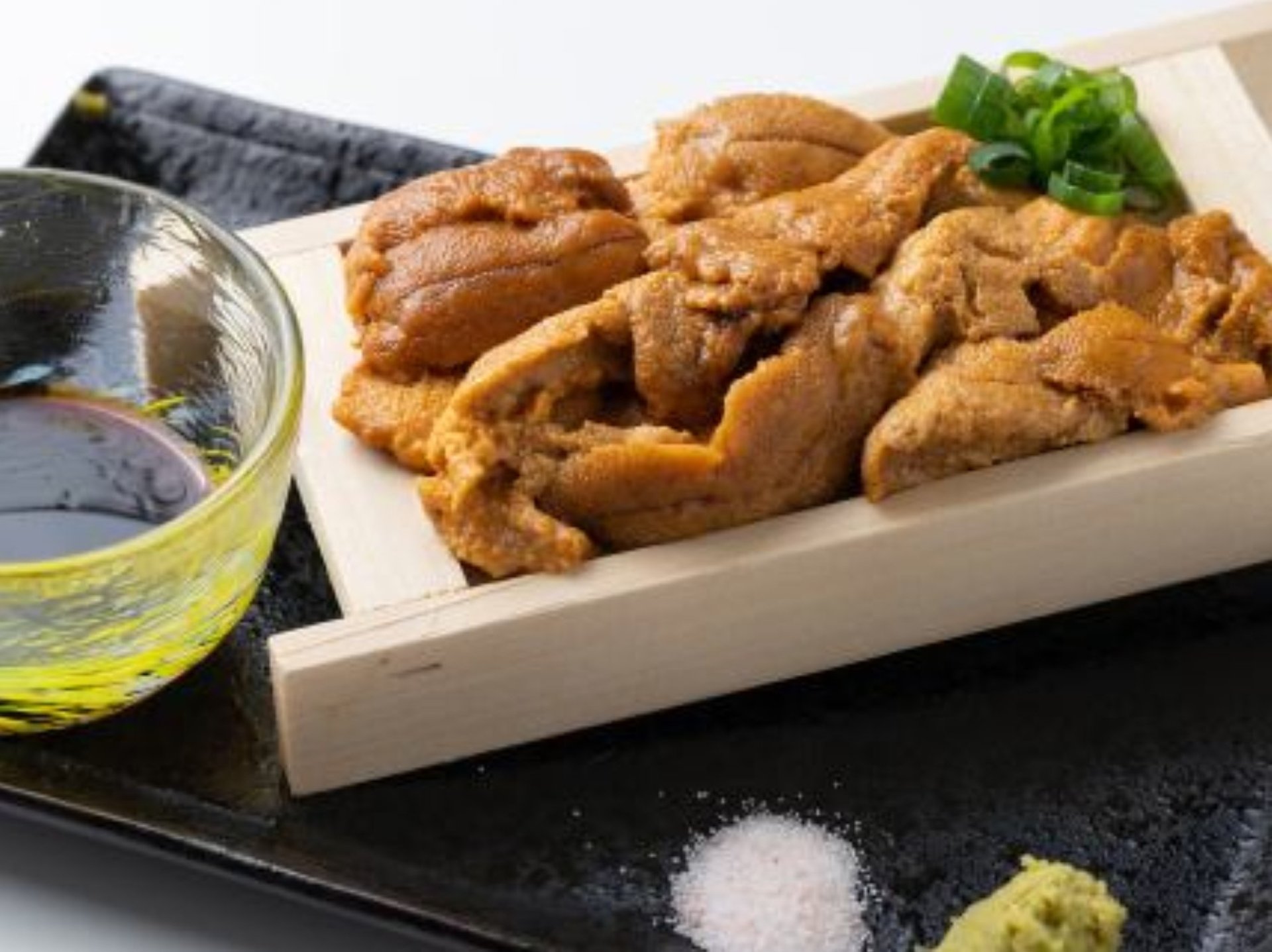 シンプルに旨い!!雲丹刺し