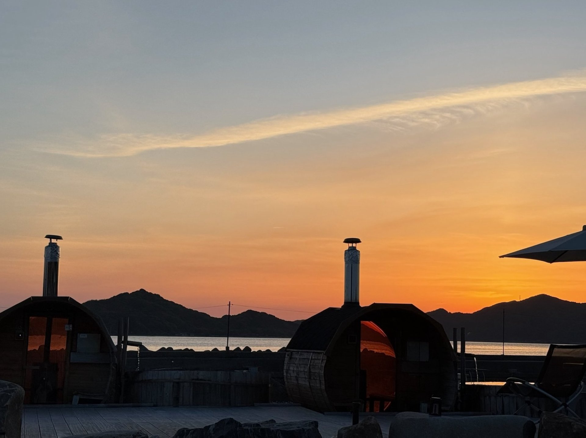 海と夕日のロケーション…♥