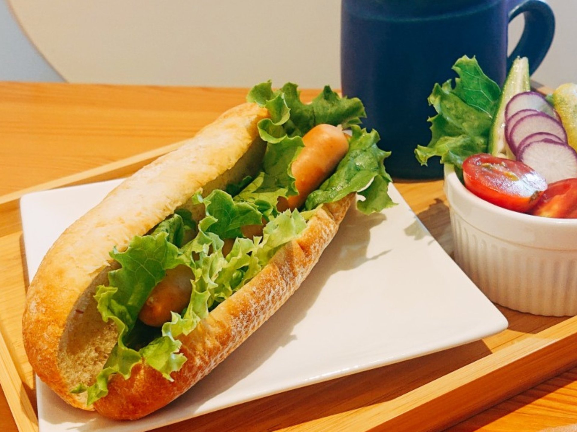 激うま！ウインナーのホットドッグ600円