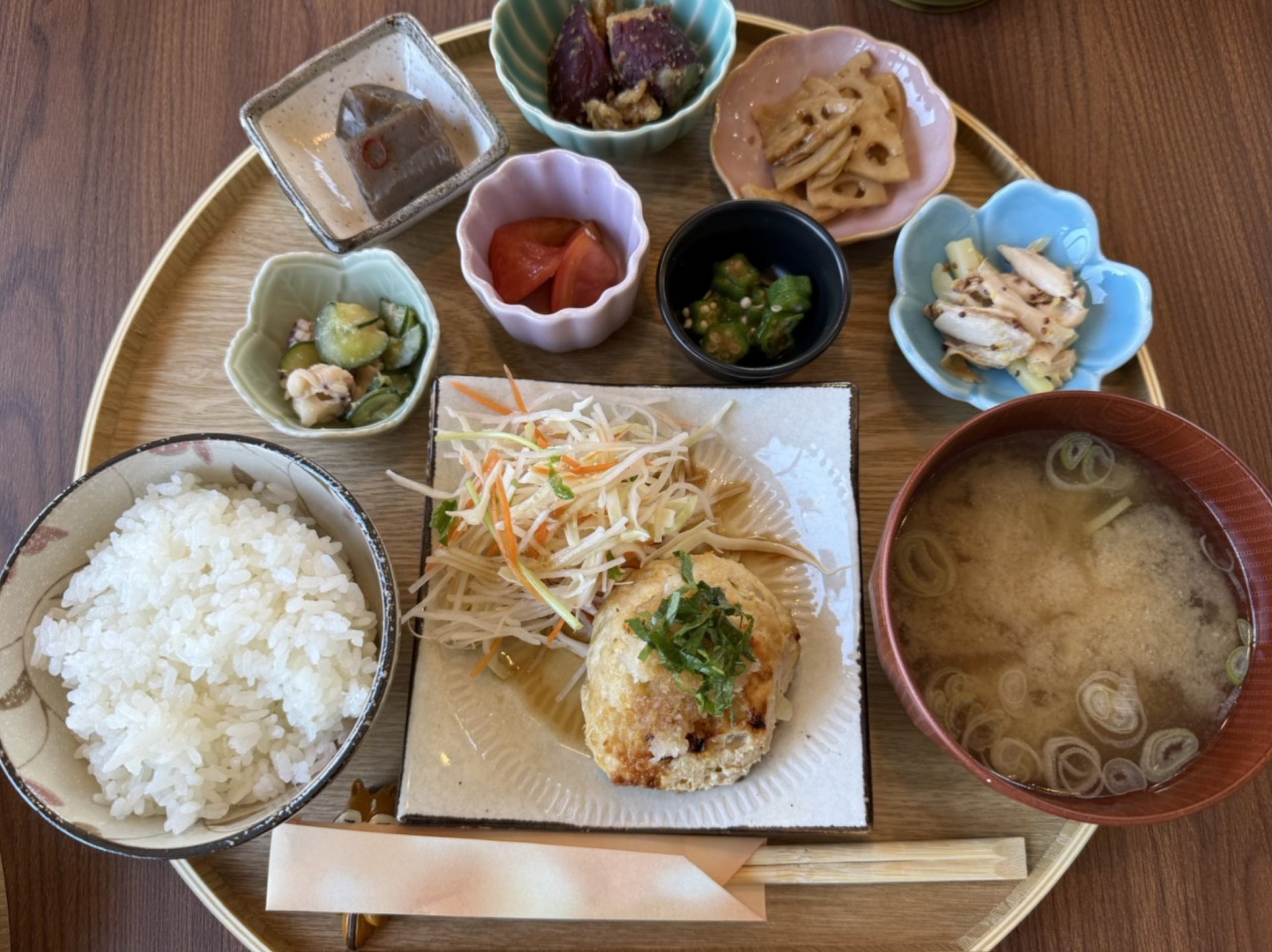 ある日の豆皿ランチ