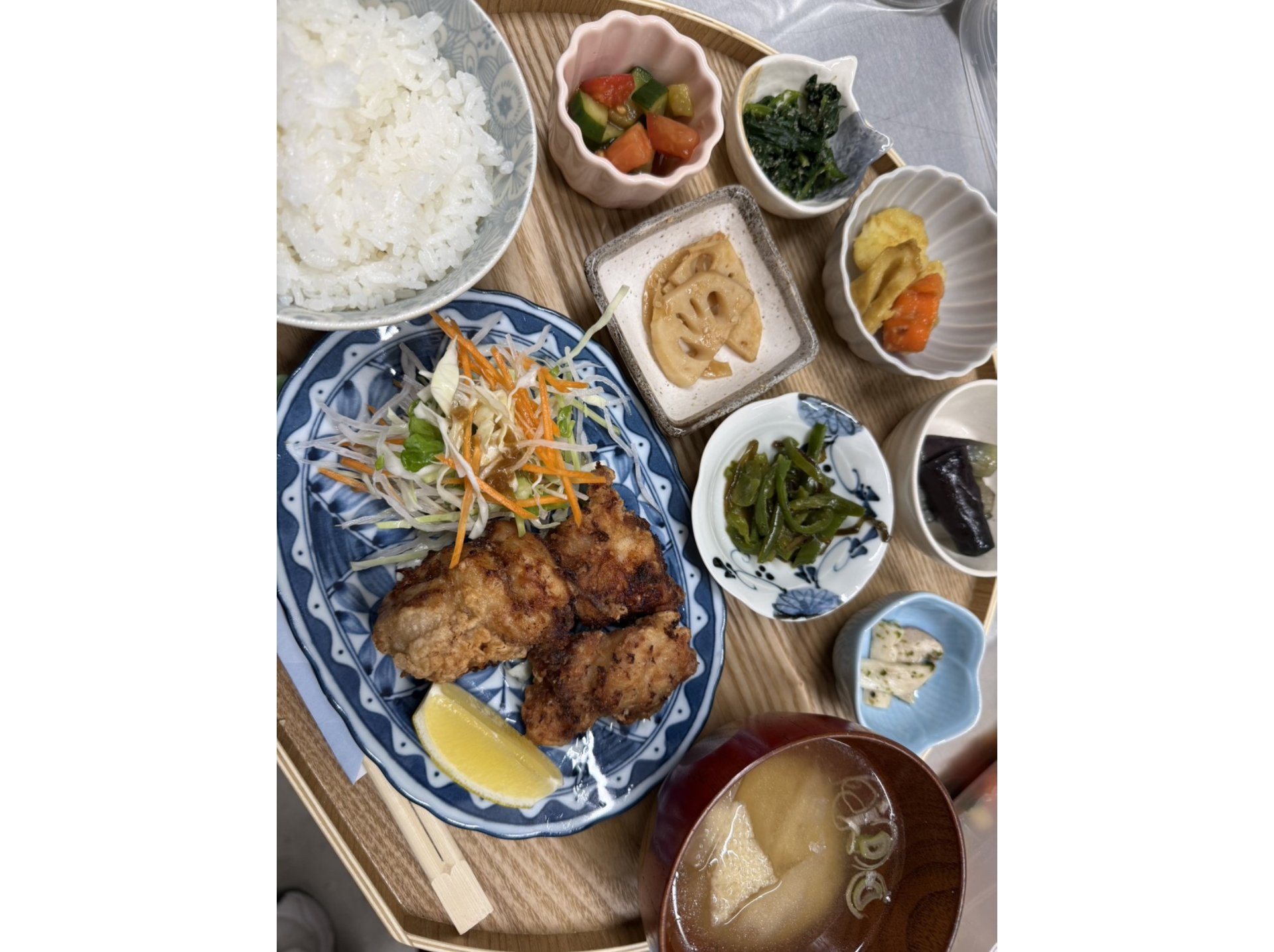 ある日の豆皿ランチ